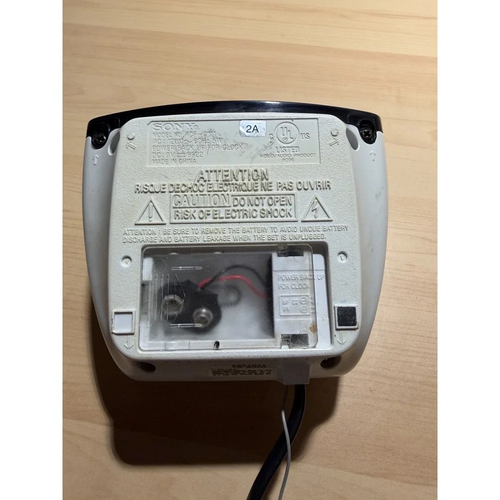 Sony Dream Machine White Clock Radio Alarm Clock ICF-C11 Vintage